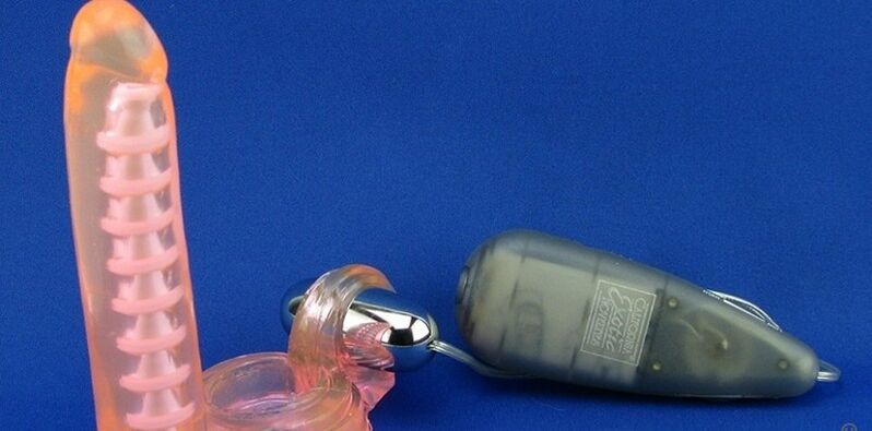 rögzítés vibrátorral a pénisz megnagyobbításához